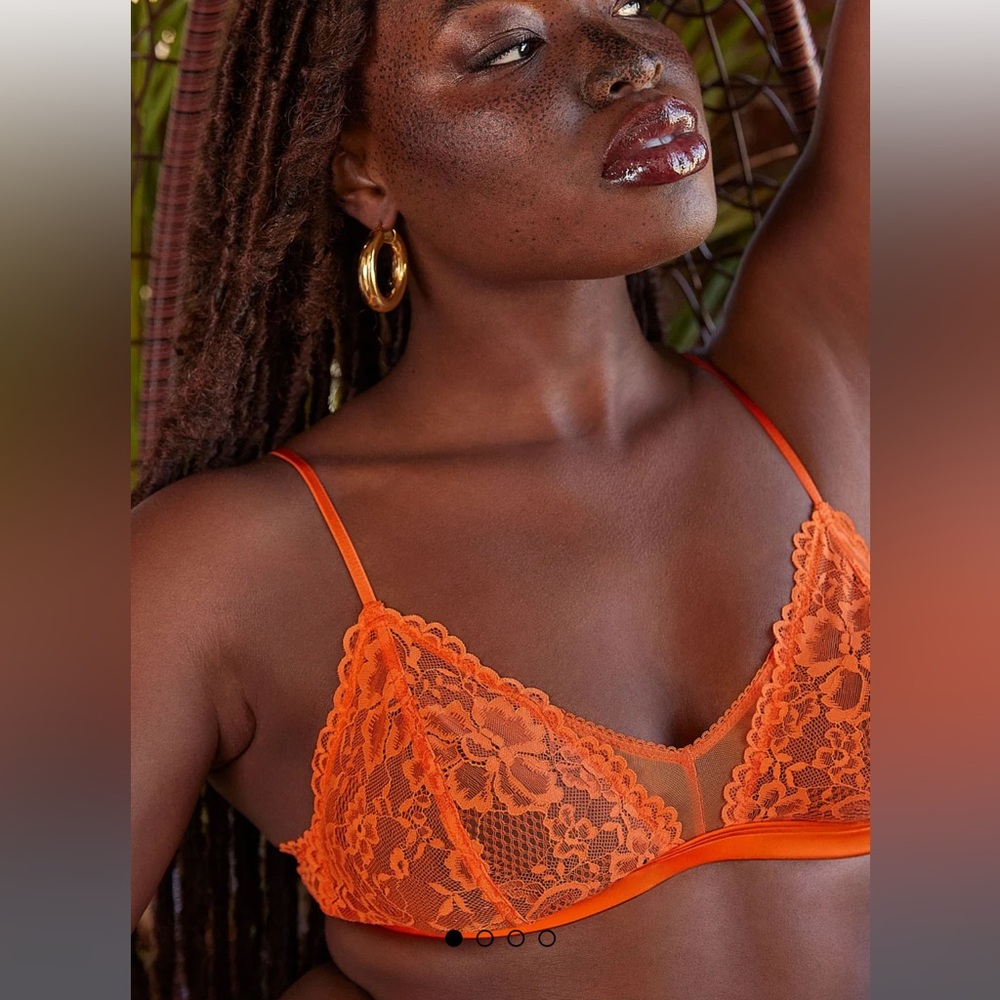 Savage X Fenty Women’s Orange FLORAL LACE CHEEKY BRA - adjustable straps